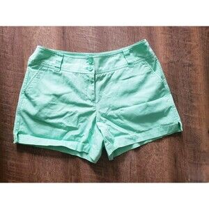 Womens 8 NY&Co Pistachio Green Chino Shorts